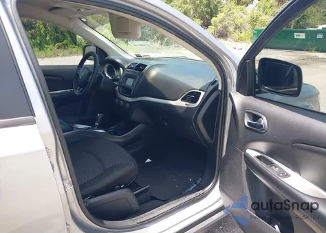 2019 Dodge Journey Se из США, поврежденный, VIN 3C4PDCBB7KT863841